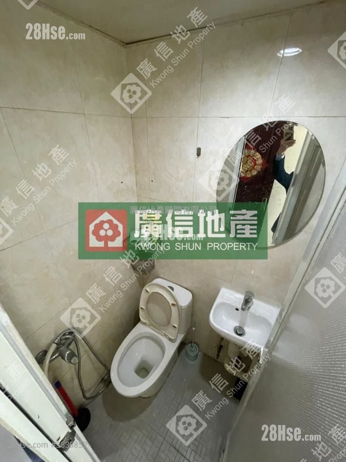Chung Mei Building Rental 2 Bedrooms , 1 Bathroom 150 ft²
