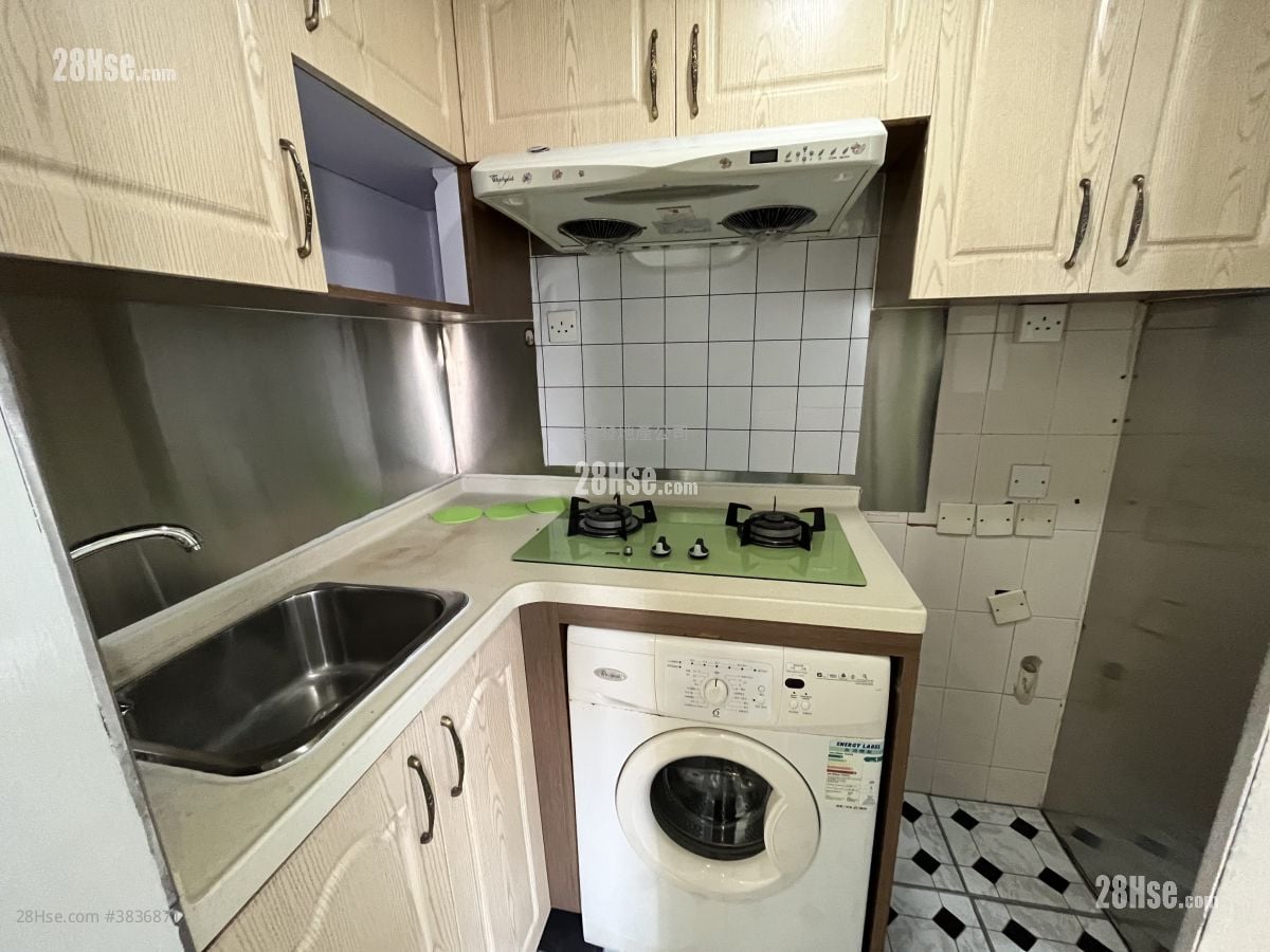Apartment Rental 2 Bedrooms , 1 Bathroom 290 ft²