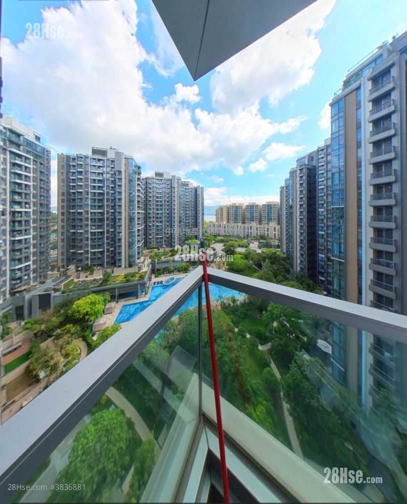 St Martin Sell 3 Bedrooms 777 ft²