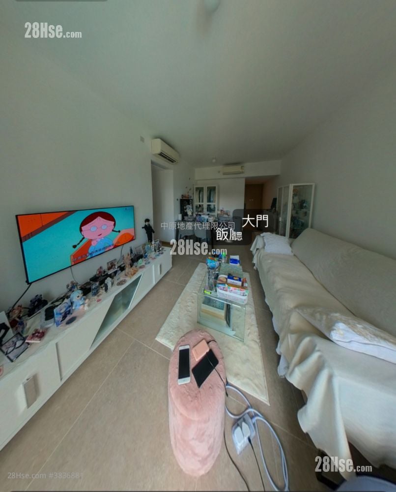 St Martin Sell 3 Bedrooms 777 ft²