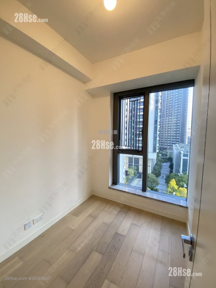 Oasis Kai Tak Sell 3 Bedrooms , 2 Bathrooms 752 ft²