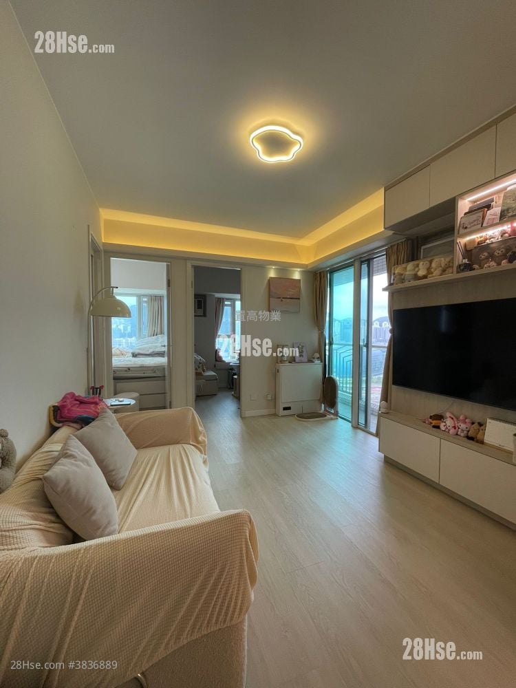 Grand Waterfront Sell 2 Bedrooms , 1 Bathroom 361 ft²