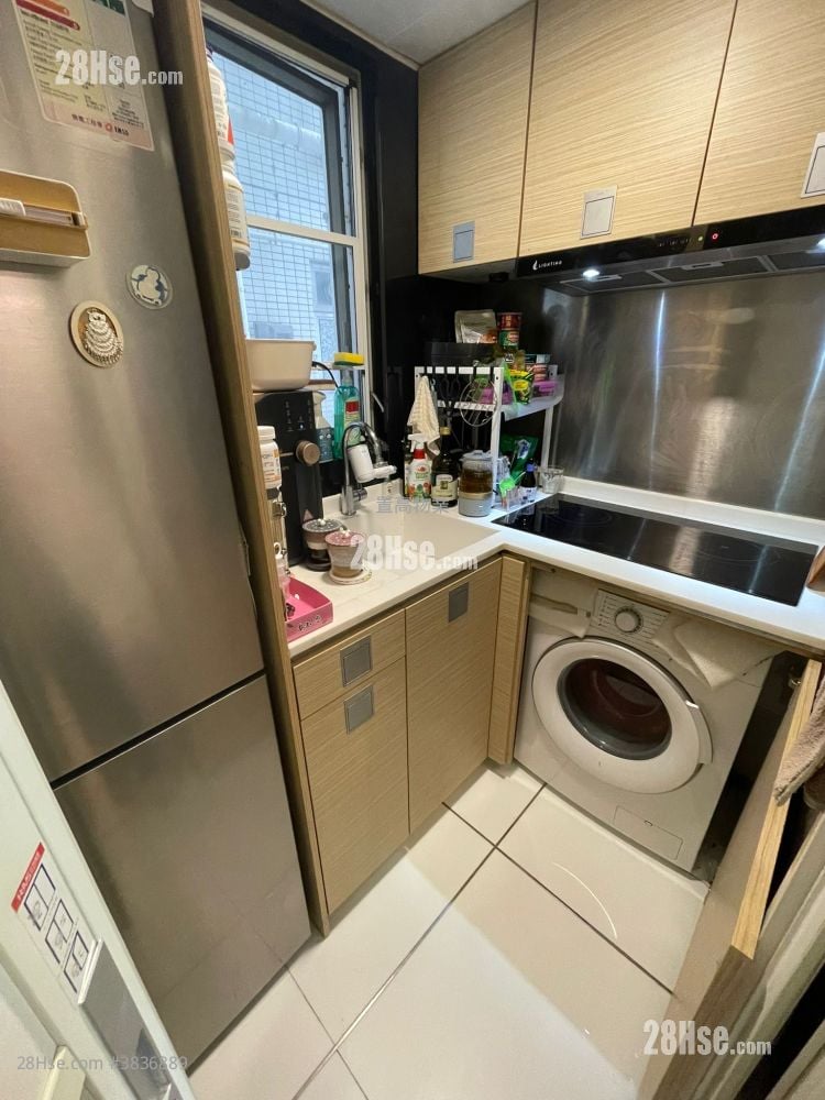 Grand Waterfront Sell 2 Bedrooms , 1 Bathroom 361 ft²