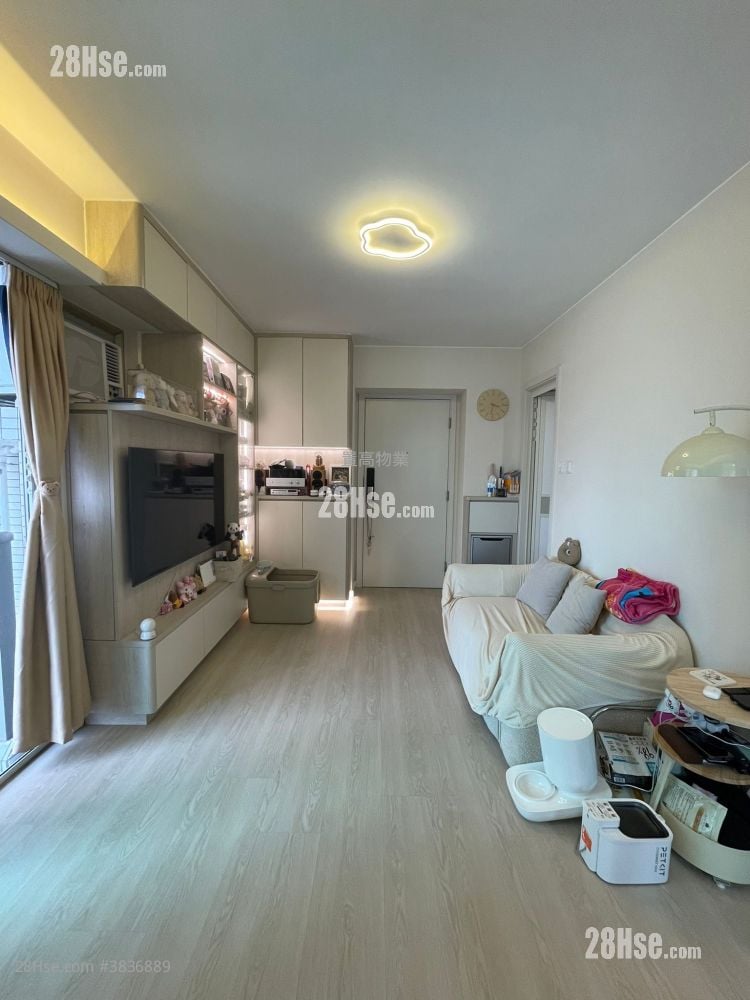 Grand Waterfront Sell 2 Bedrooms , 1 Bathroom 361 ft²