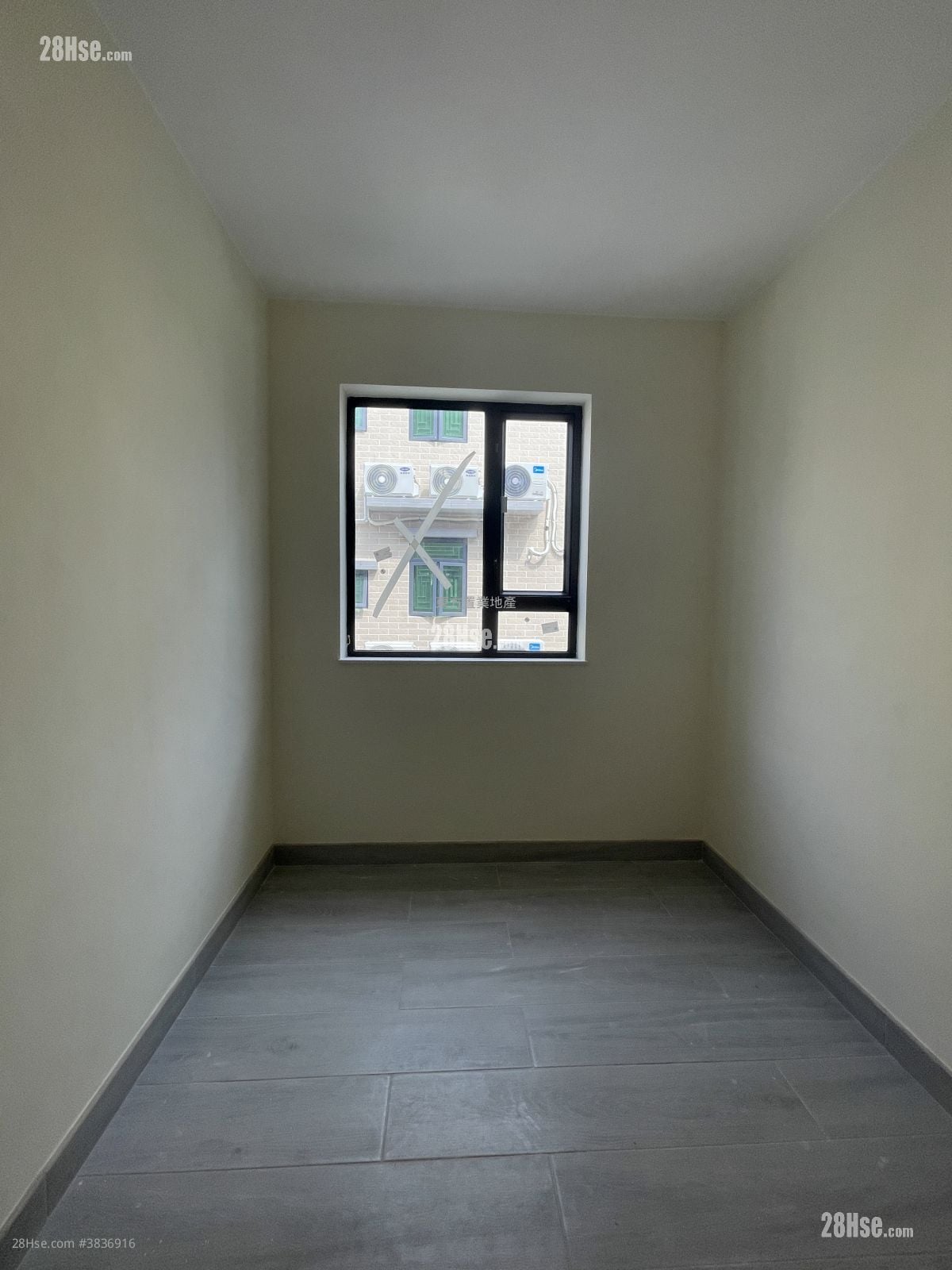 Village Rental 3 Bedrooms , 2 Bathrooms 700 ft²