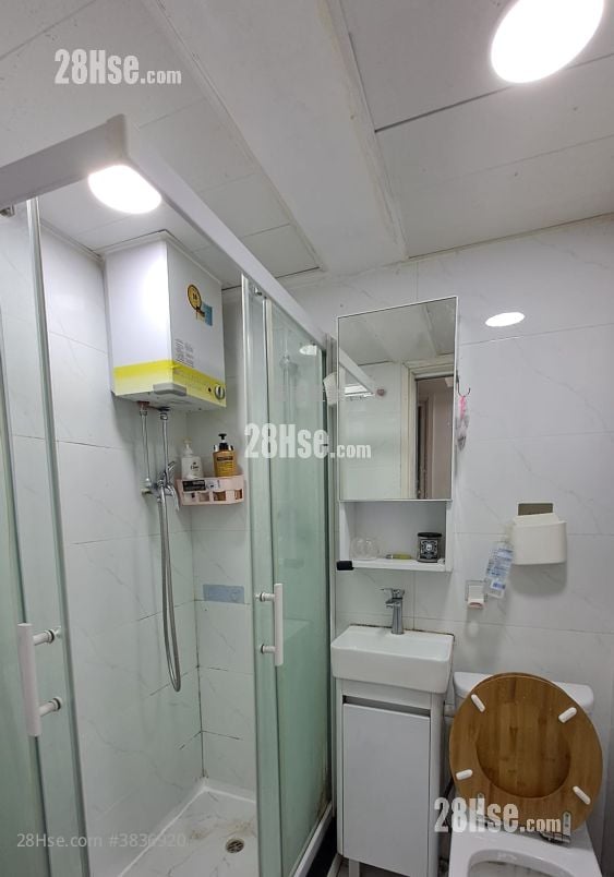 Tseng Lan Shue Village Sell 2 Bedrooms , 1 Bathroom 400 ft²