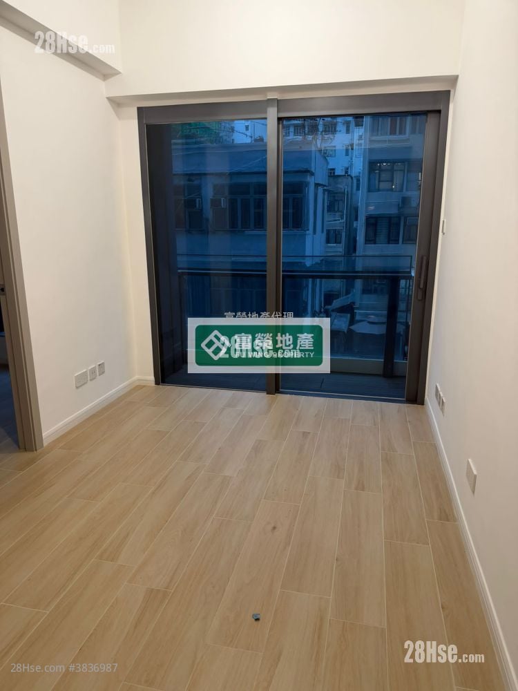 Madera Garden Sell 1 Bedroom , 1 Bathroom 286 ft²