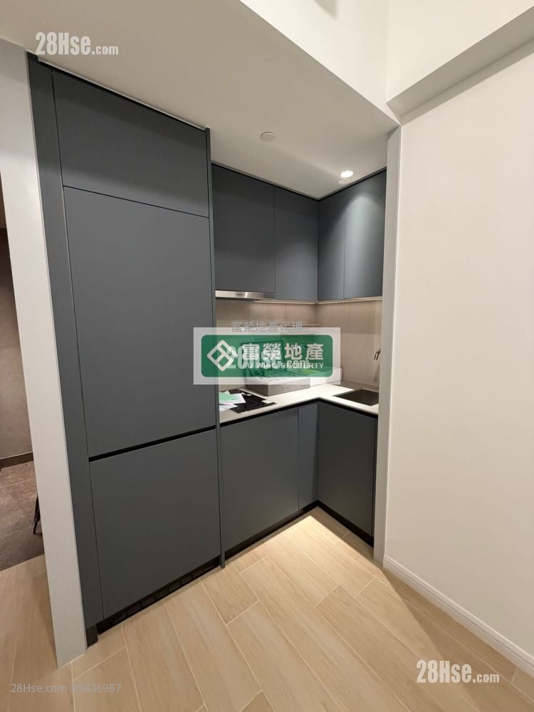 Madera Garden Sell 1 Bedroom , 1 Bathroom 286 ft²