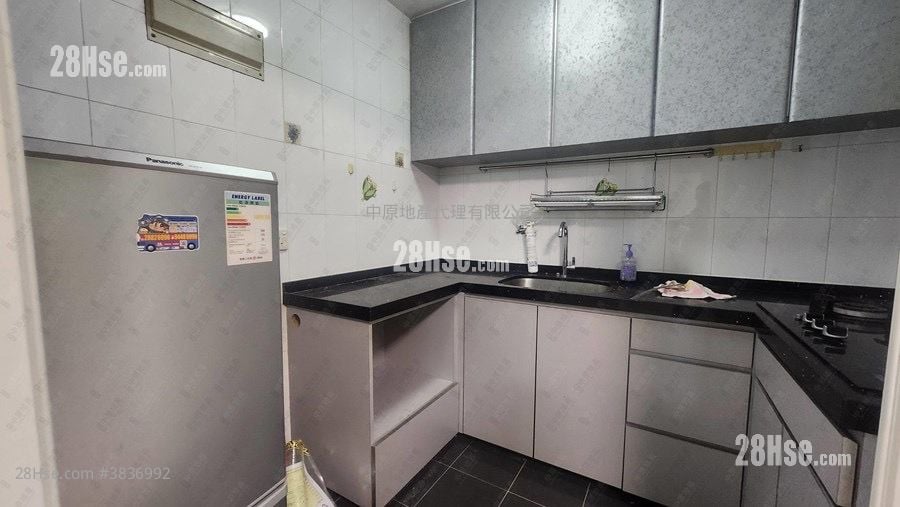 Mei Foo Sun Chuen Sell 2 Bedrooms , 1 Bathroom 509 ft²