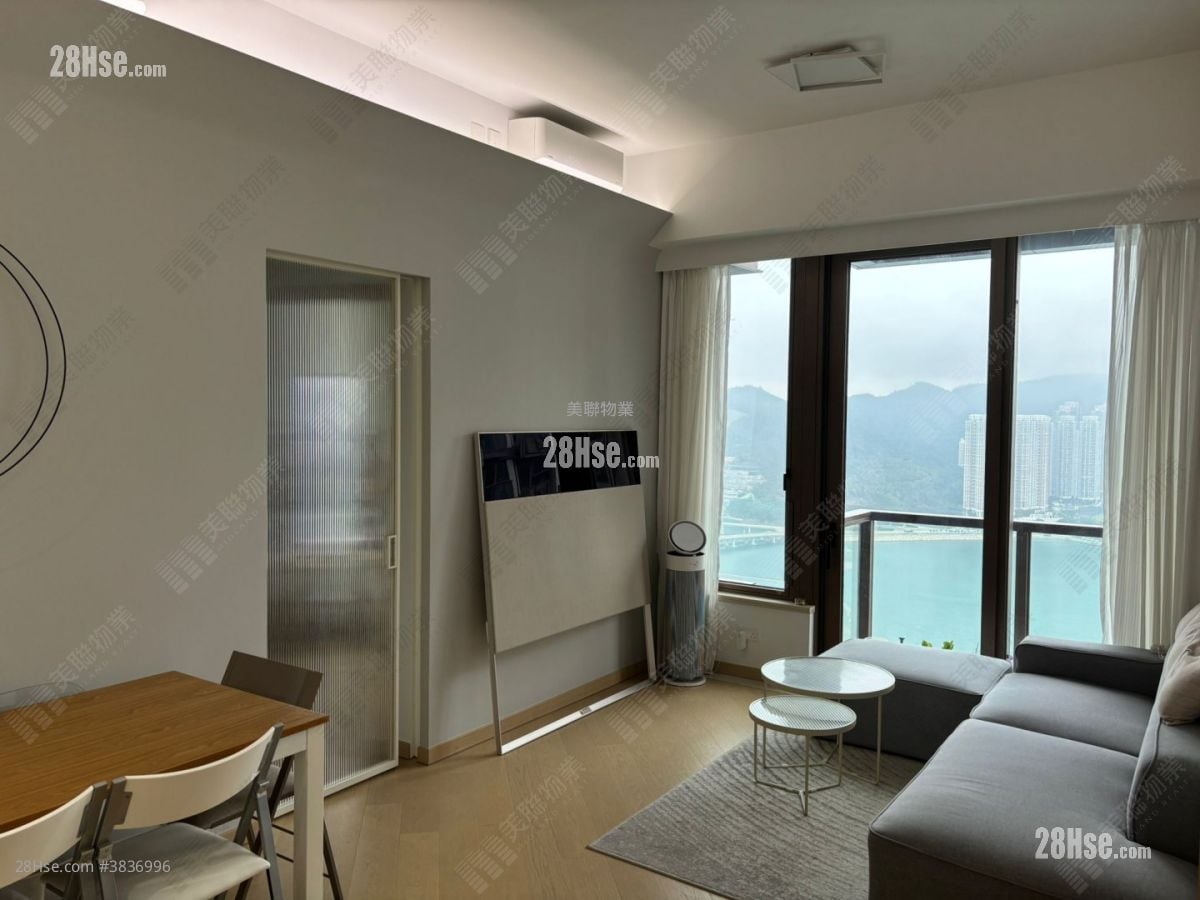 Lp10 Sell 3 Bedrooms , 2 Bathrooms 796 ft²