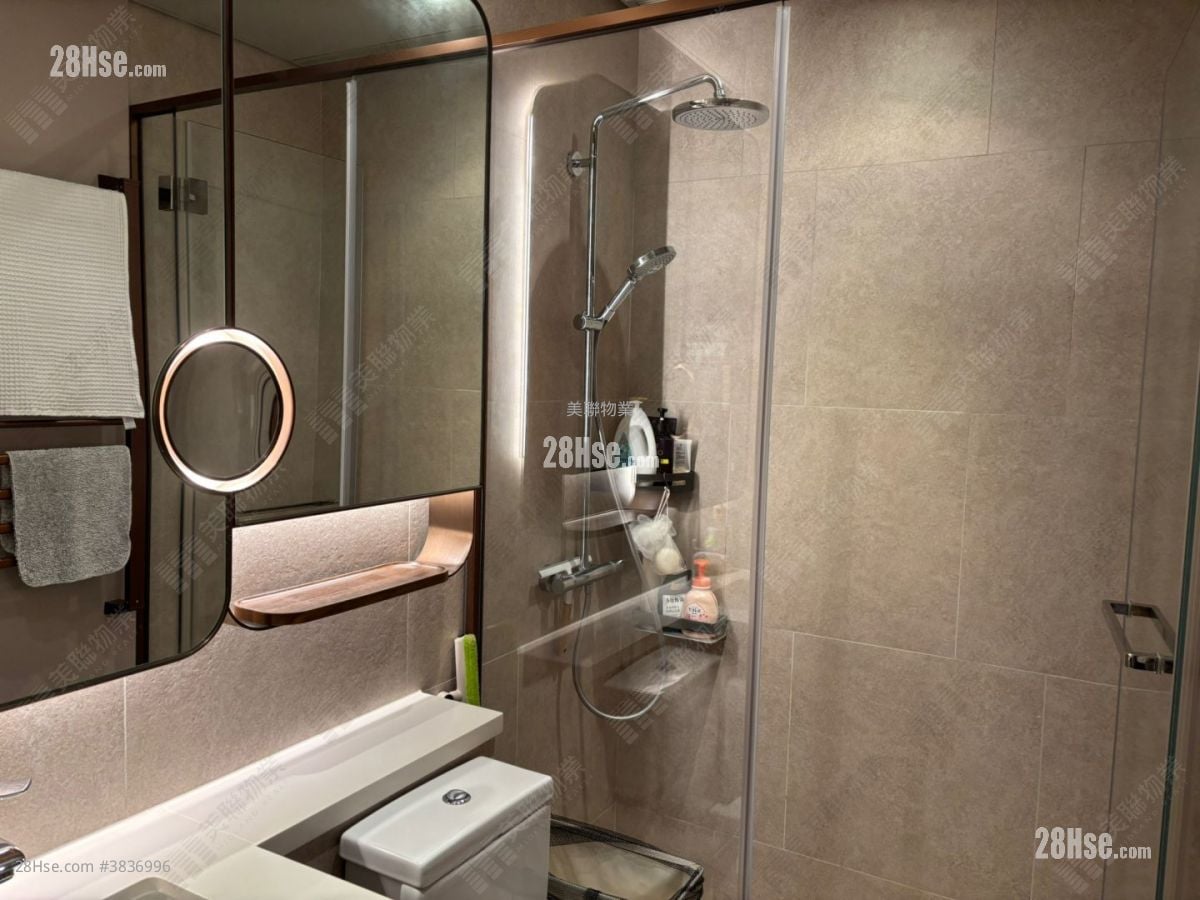 Lp10 Sell 3 Bedrooms , 2 Bathrooms 796 ft²
