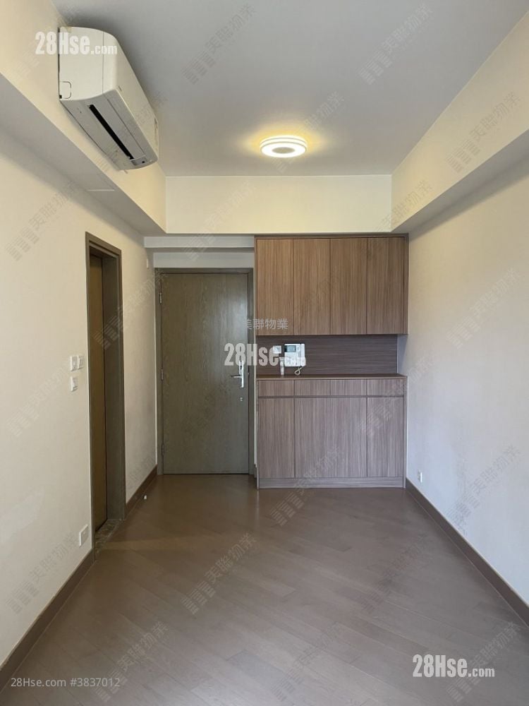 Wings At Sea Sell 2 Bedrooms , 1 Bathroom 496 ft²