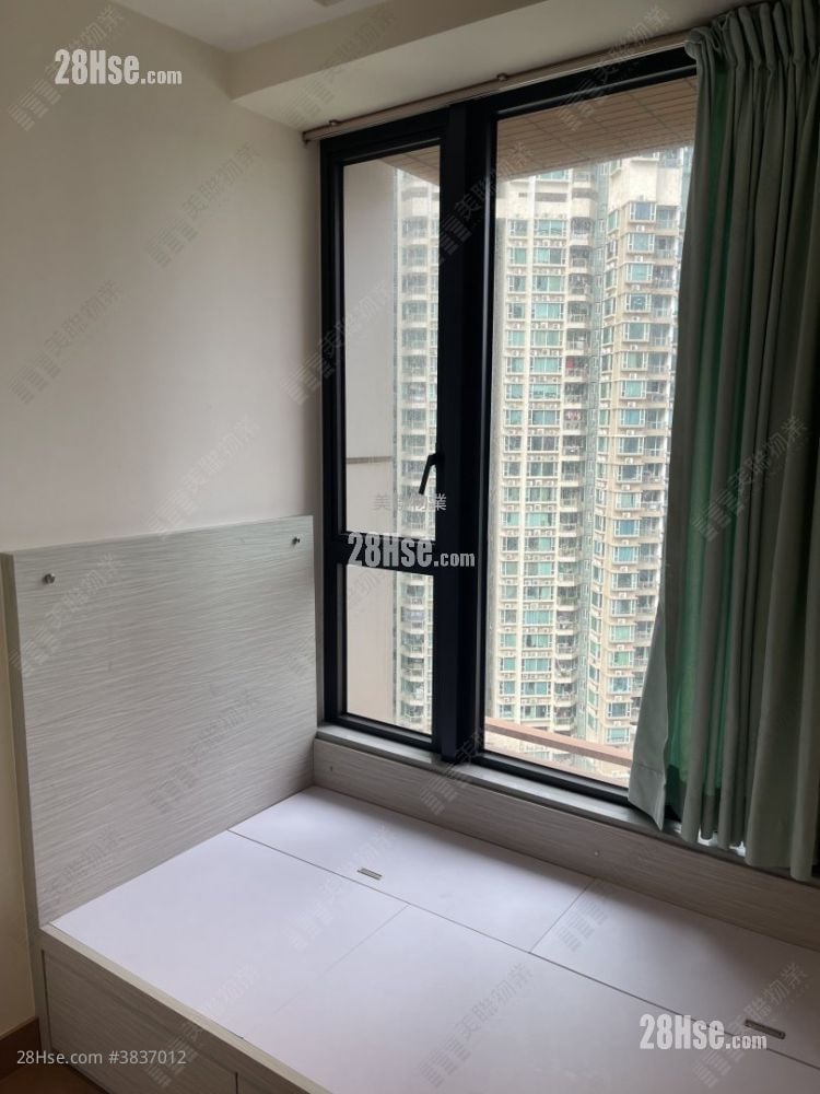 Wings At Sea Sell 2 Bedrooms , 1 Bathroom 496 ft²