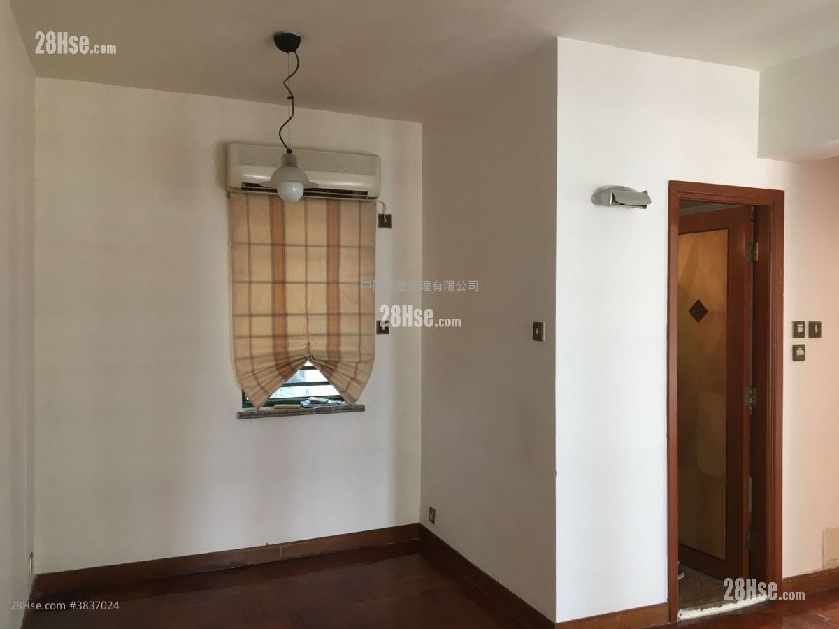East Point City Sell 2 Bedrooms 463 ft²