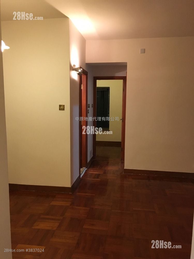 East Point City Sell 2 Bedrooms 463 ft²
