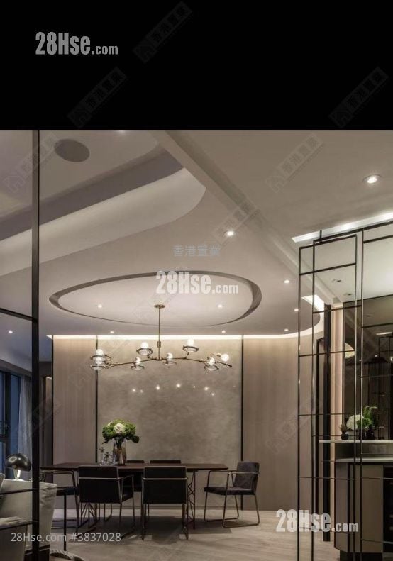 Grand Austin Sell 5+ Bedrooms , 3 Bathrooms 2,180 ft²