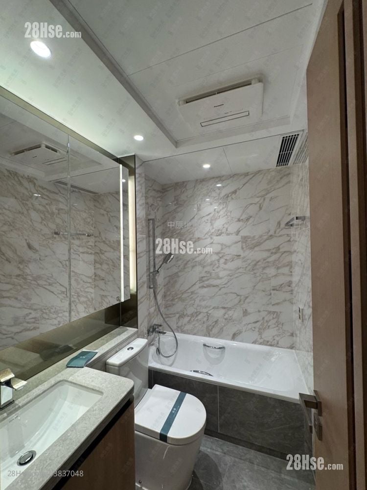 Grand Mayfair  Sell 3 Bedrooms 539 ft²