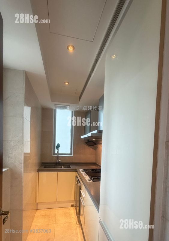 The Coronation Rental 2 Bedrooms , 2 Bathrooms 660 ft²