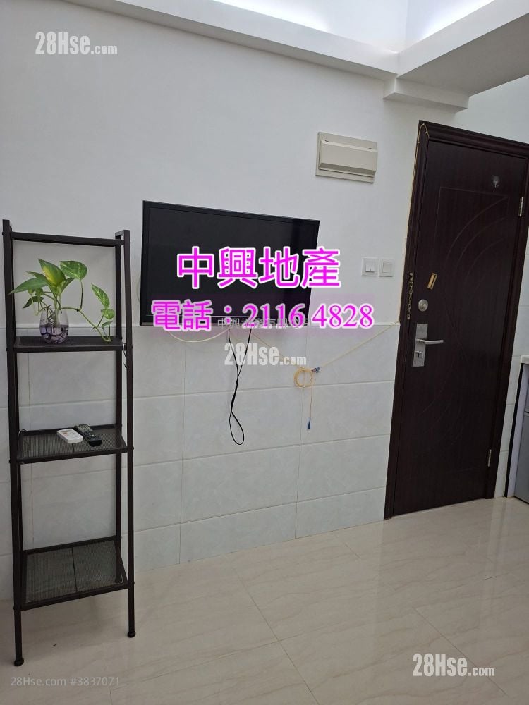 Wing Lee Building Sell 643 ft²