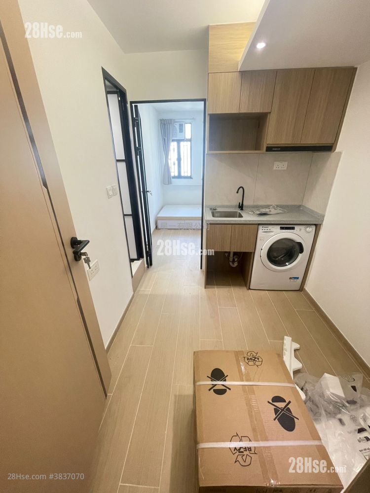 Man Ying Building Rental 1 Bedroom , 1 Bathroom 160 ft²