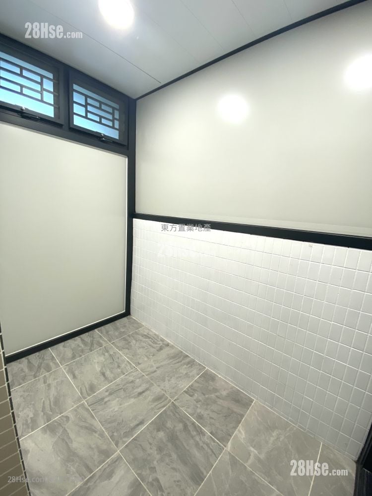 Village Rental 3 Bedrooms , 2 Bathrooms 700 ft²