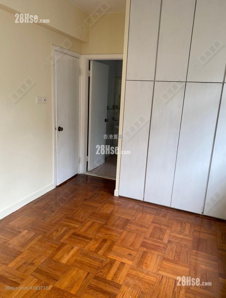 Jing Tai Garden Mansion Sell 2 Bedrooms , 2 Bathrooms 779 ft²