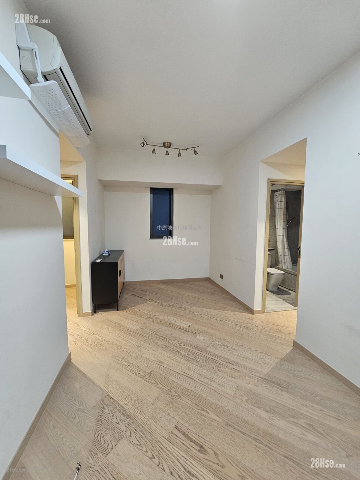 The Arles Rental 2 Bedrooms , 1 Bathroom 582 ft²
