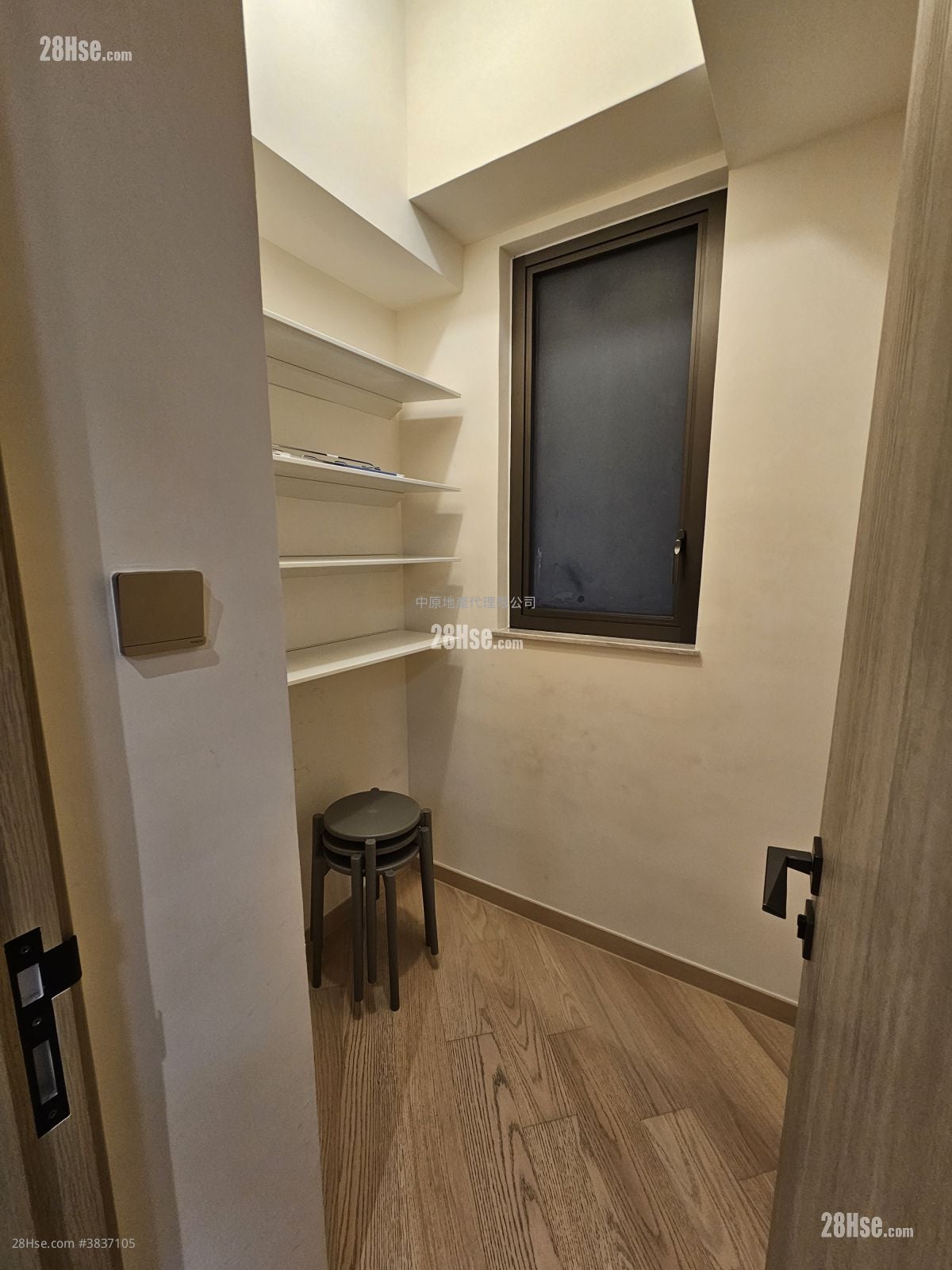 The Arles Rental 2 Bedrooms , 1 Bathroom 582 ft²