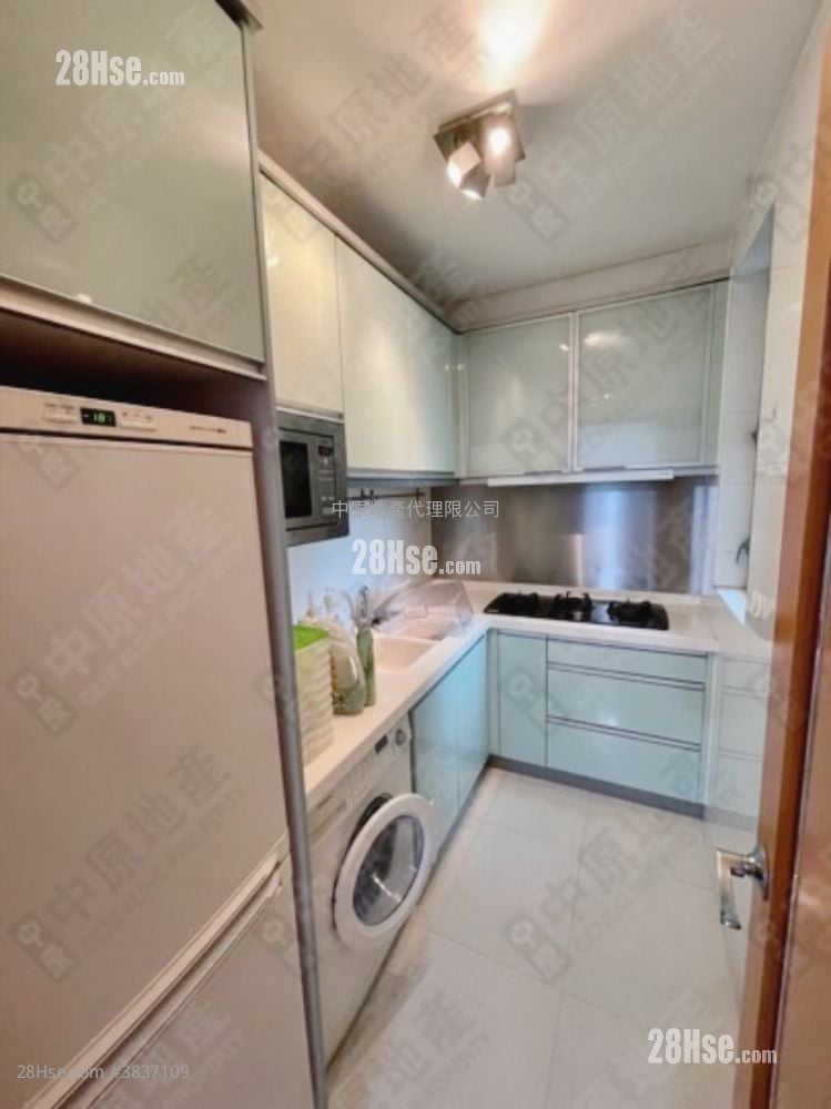 Coastal Skyline Sell 2 Bedrooms , 1 Bathroom 539 ft²
