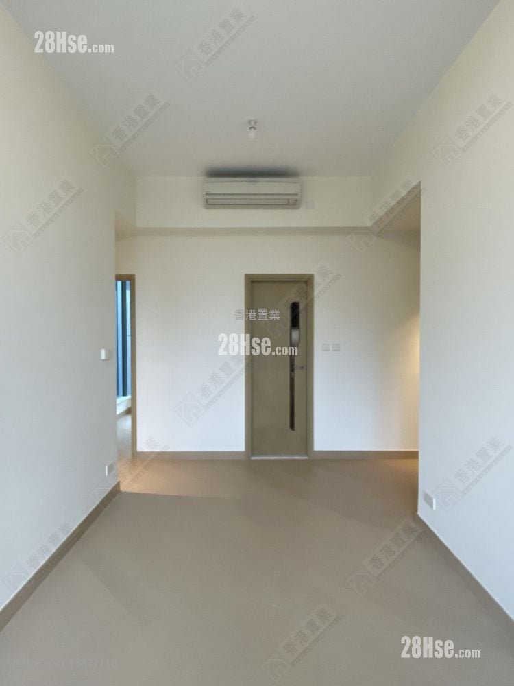 Grand Victoria Rental 2 Bedrooms , 1 Bathroom 524 ft²