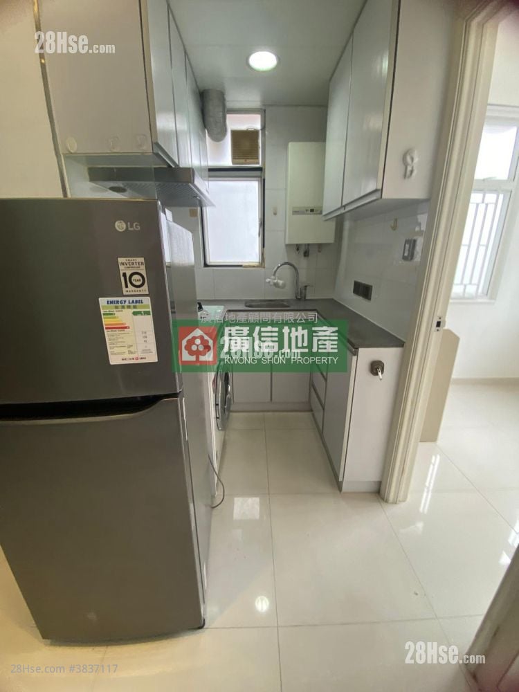 Yau Loy Building Sell 1 Bedroom , 1 Bathroom 250 ft²