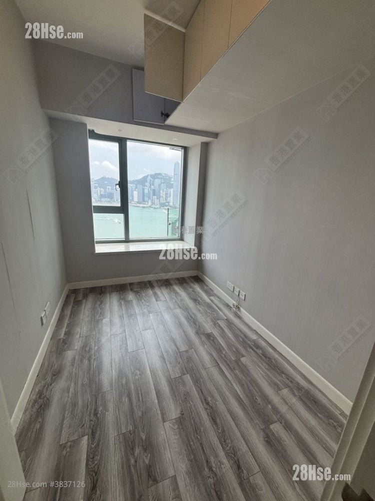 The Harbourside Rental 1,062 ft²