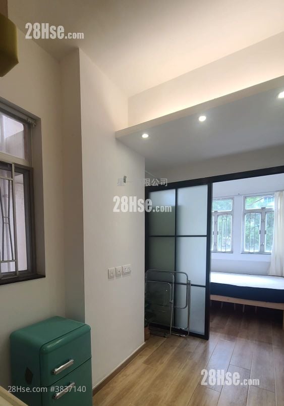 Man King Building Rental 1 Bedroom , 1 Bathroom 160 ft²