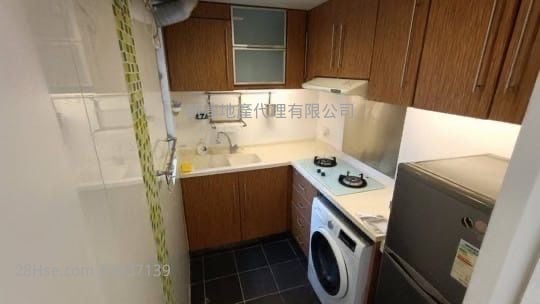 City One Shatin Sell 2 Bedrooms , 1 Bathroom 327 ft²