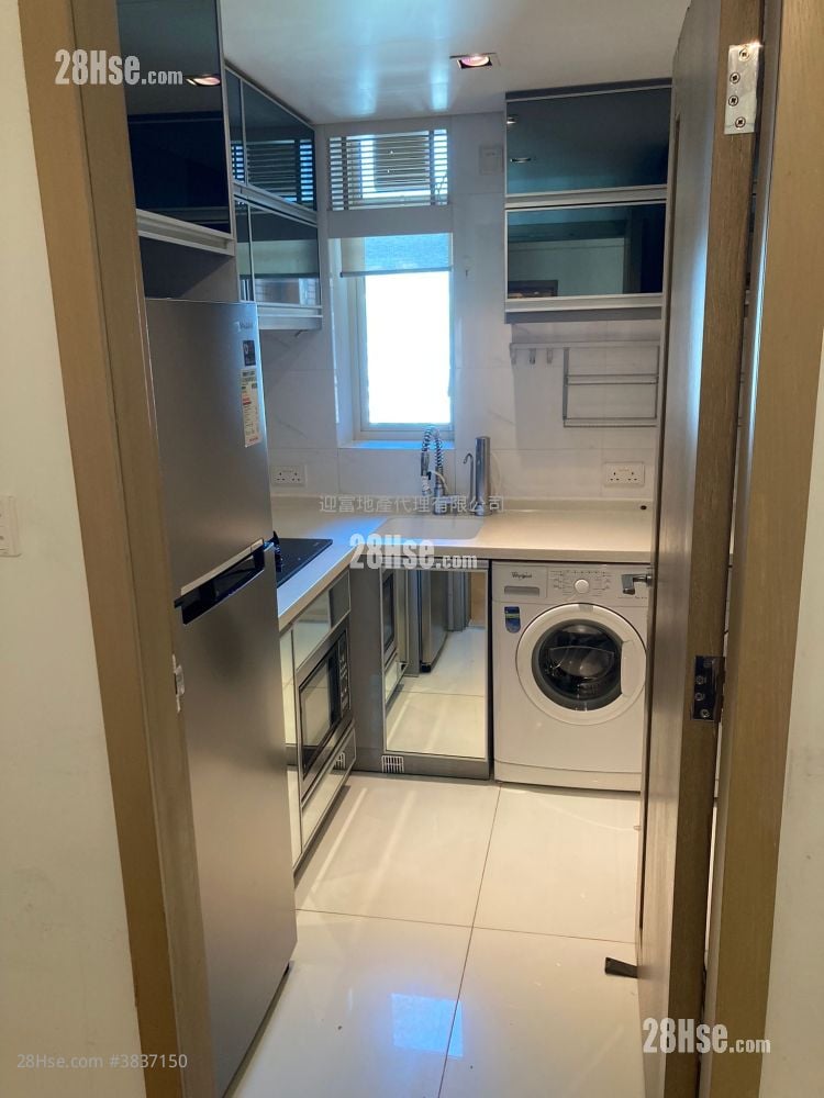 Harbour Place Sell 3 Bedrooms , 2 Bathrooms 589 ft²