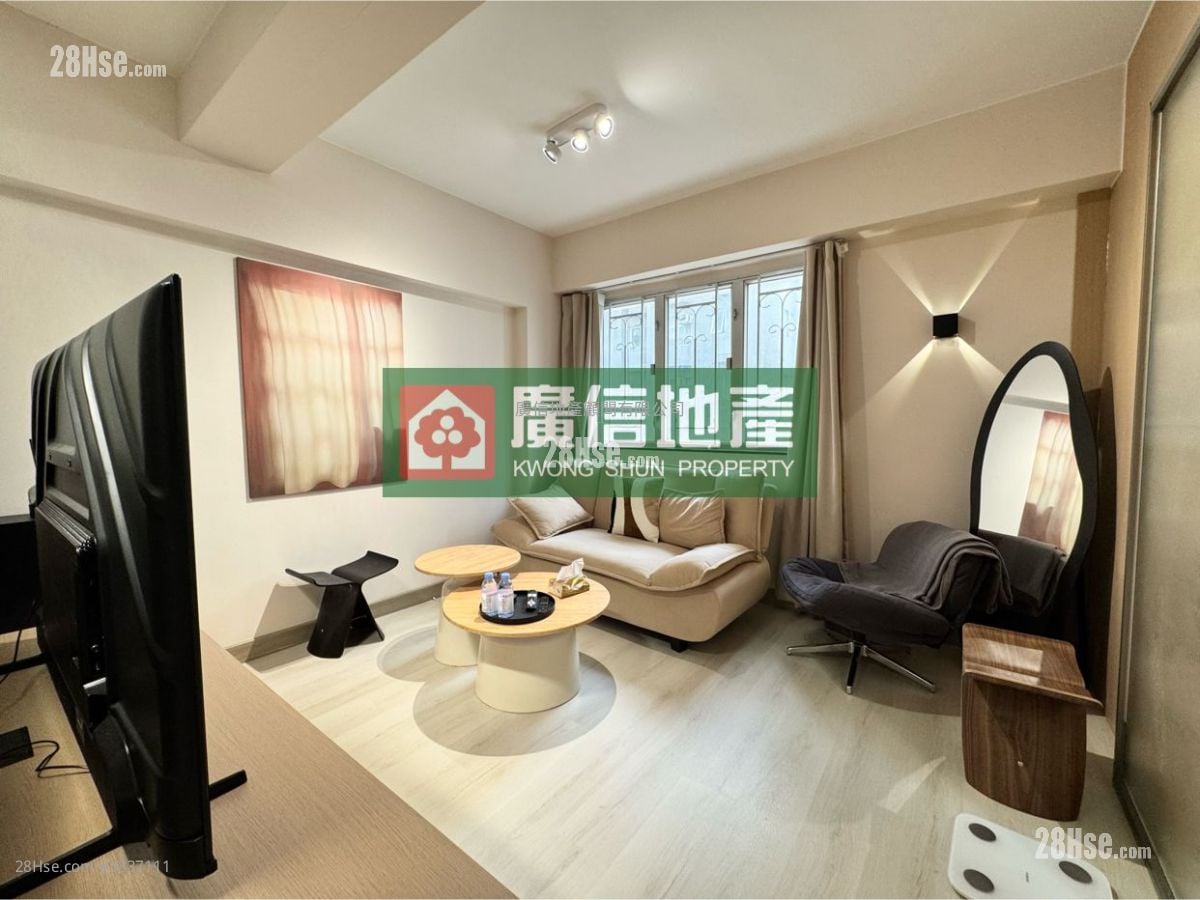 King's Mansion Sell 2 Bedrooms , 1 Bathroom 438 ft²
