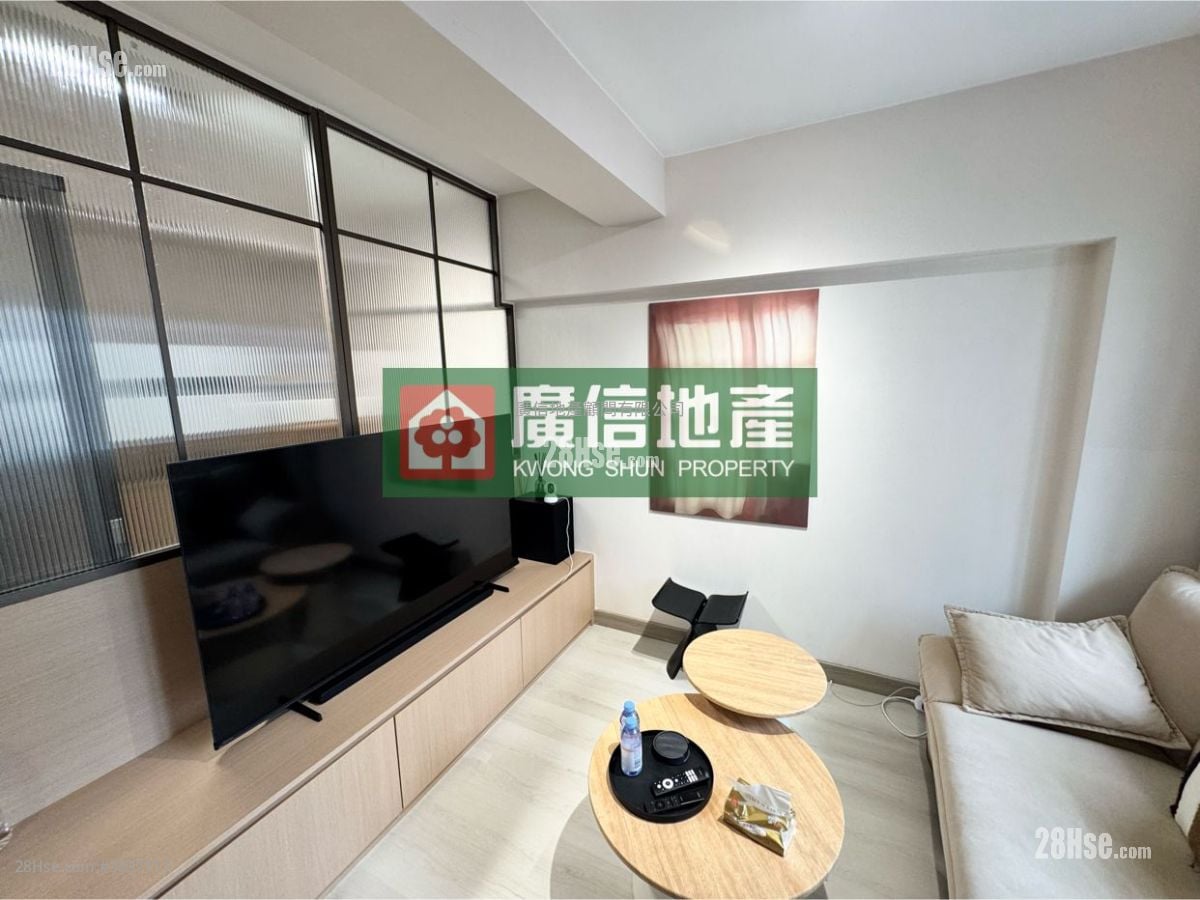 King's Mansion Sell 2 Bedrooms , 1 Bathroom 438 ft²