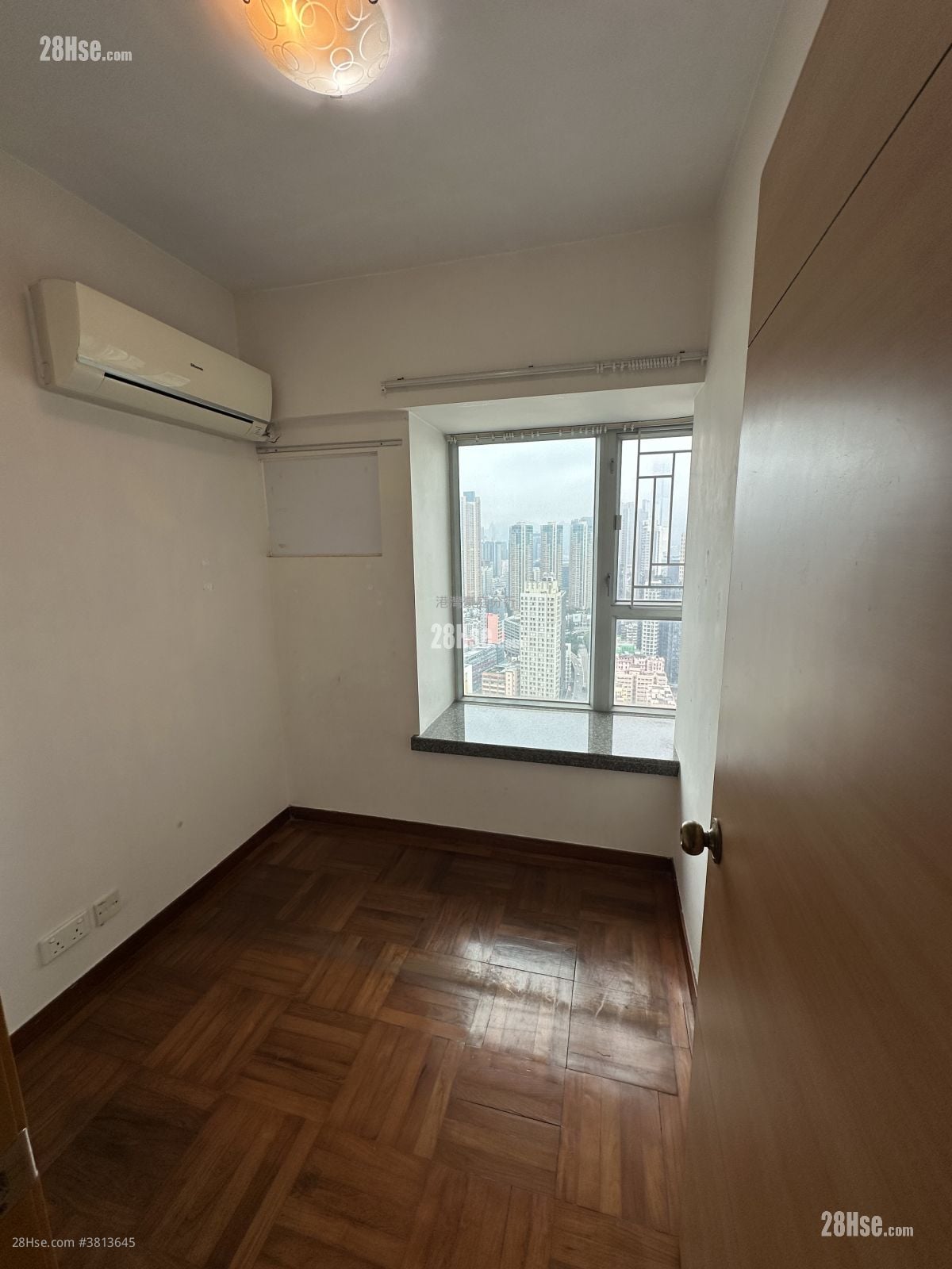 Metro Harbour View Rental 2 Bedrooms , 1 Bathroom 424 ft²