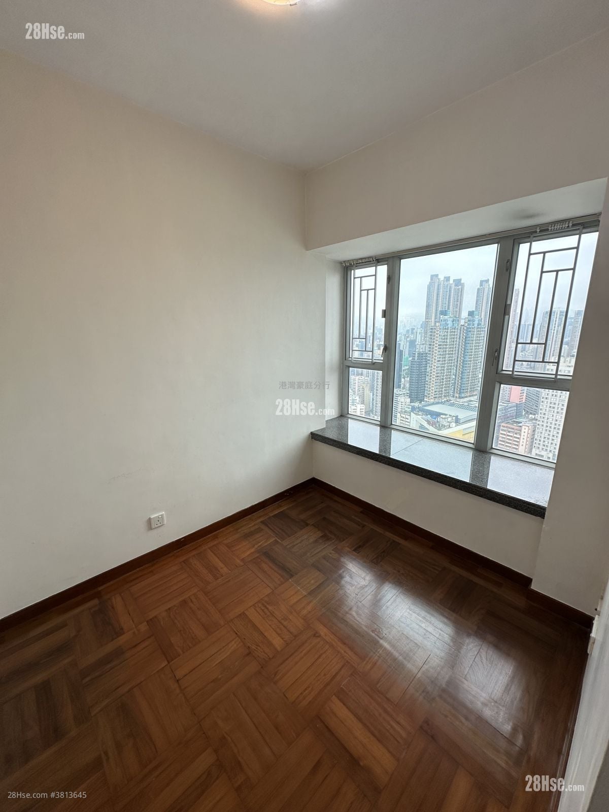 Metro Harbour View Rental 2 Bedrooms , 1 Bathroom 424 ft²