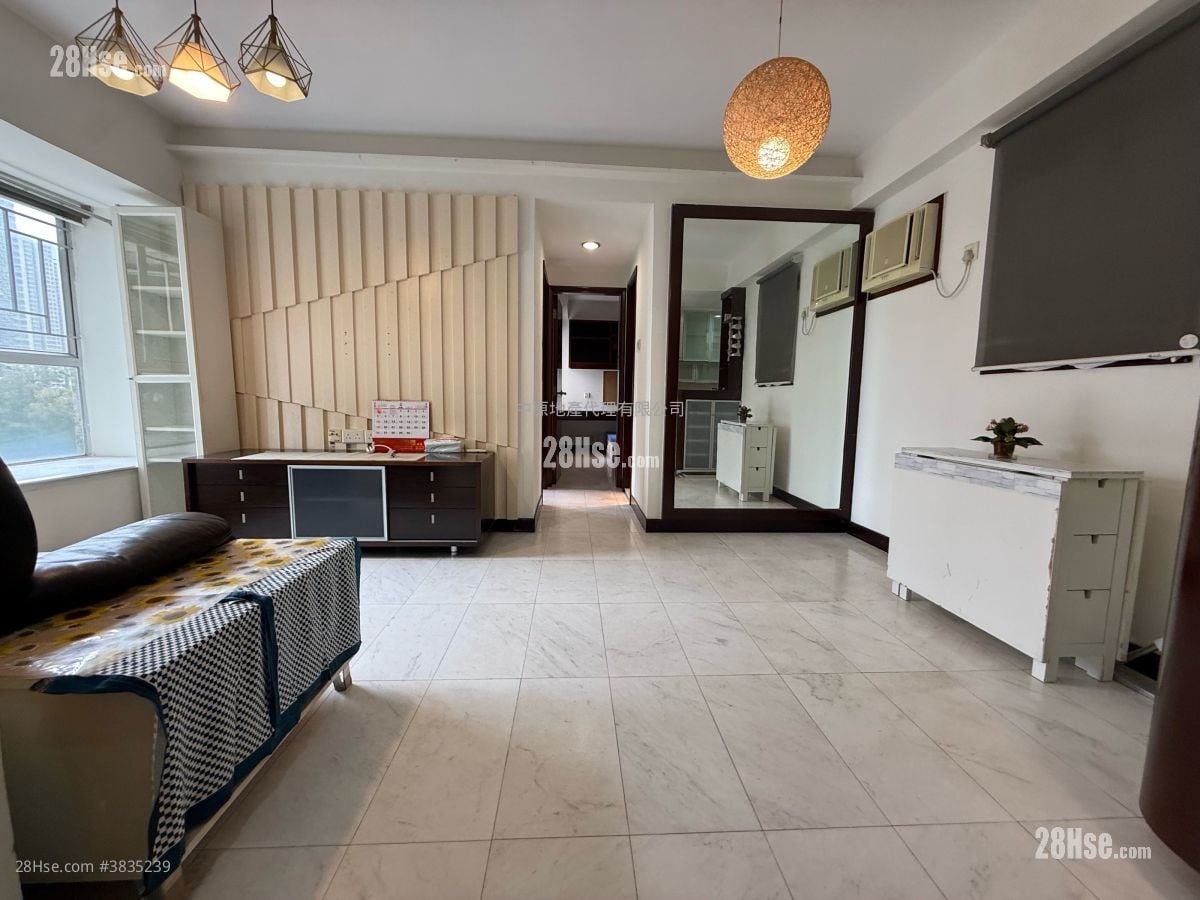 Venice Garden Sell 2 Bedrooms , 1 Bathroom 494 ft²