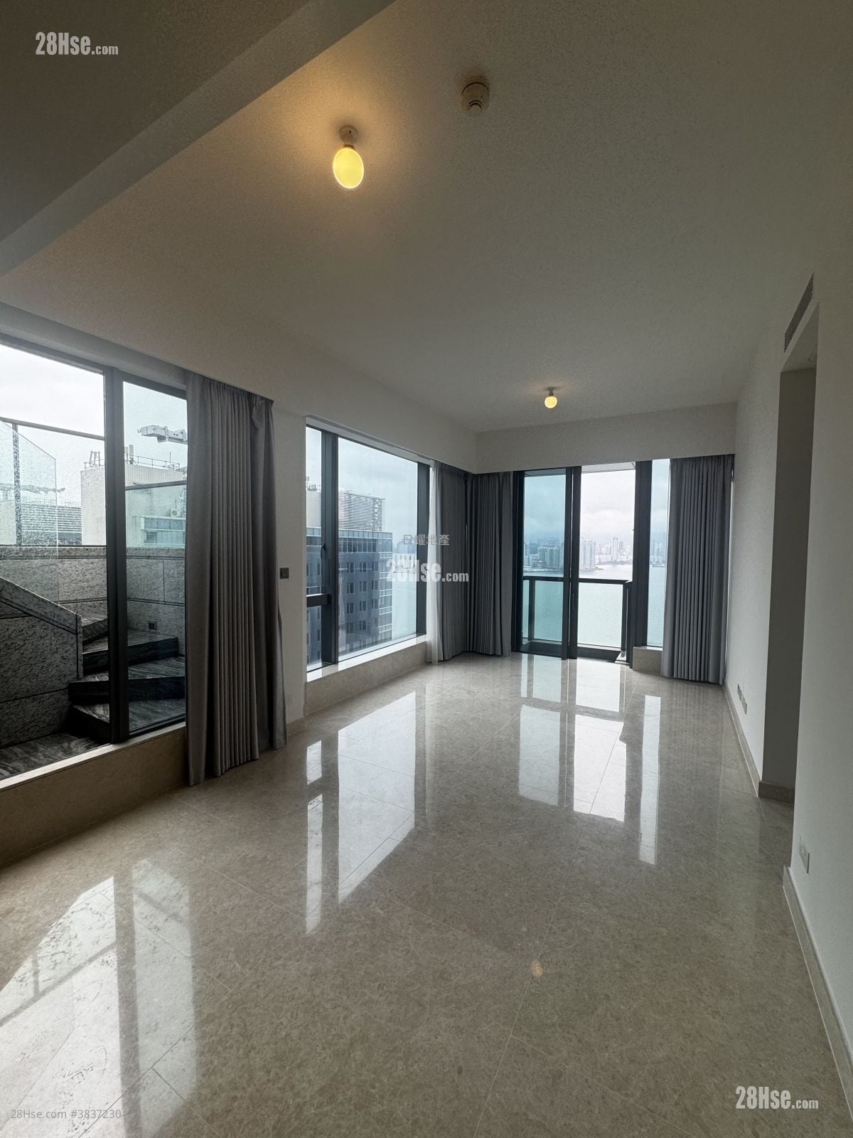 Victoria Harbour Ii Rental 3 Bedrooms , 2 Bathrooms 960 ft²