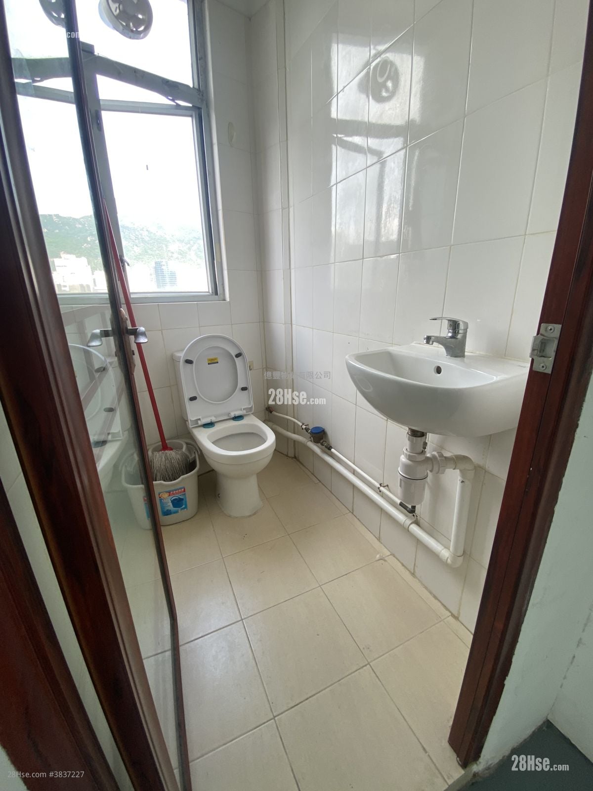 Hang Wai Industrial Centre Rental