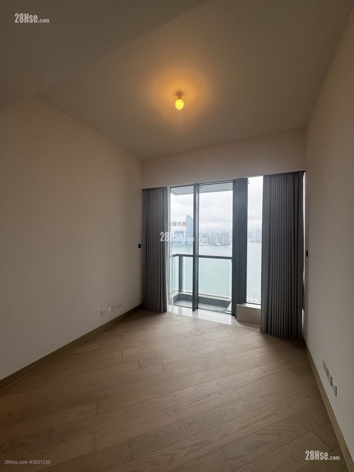 Victoria Harbour Ii Rental 3 Bedrooms , 2 Bathrooms 960 ft²