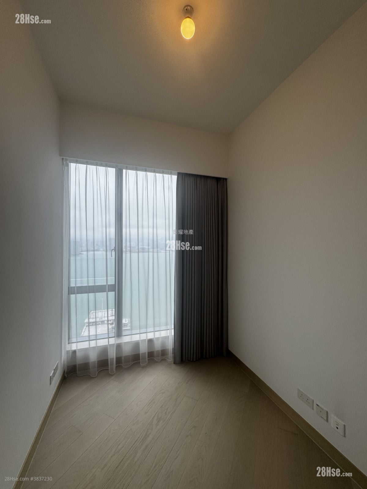 Victoria Harbour Ii Rental 3 Bedrooms , 2 Bathrooms 960 ft²