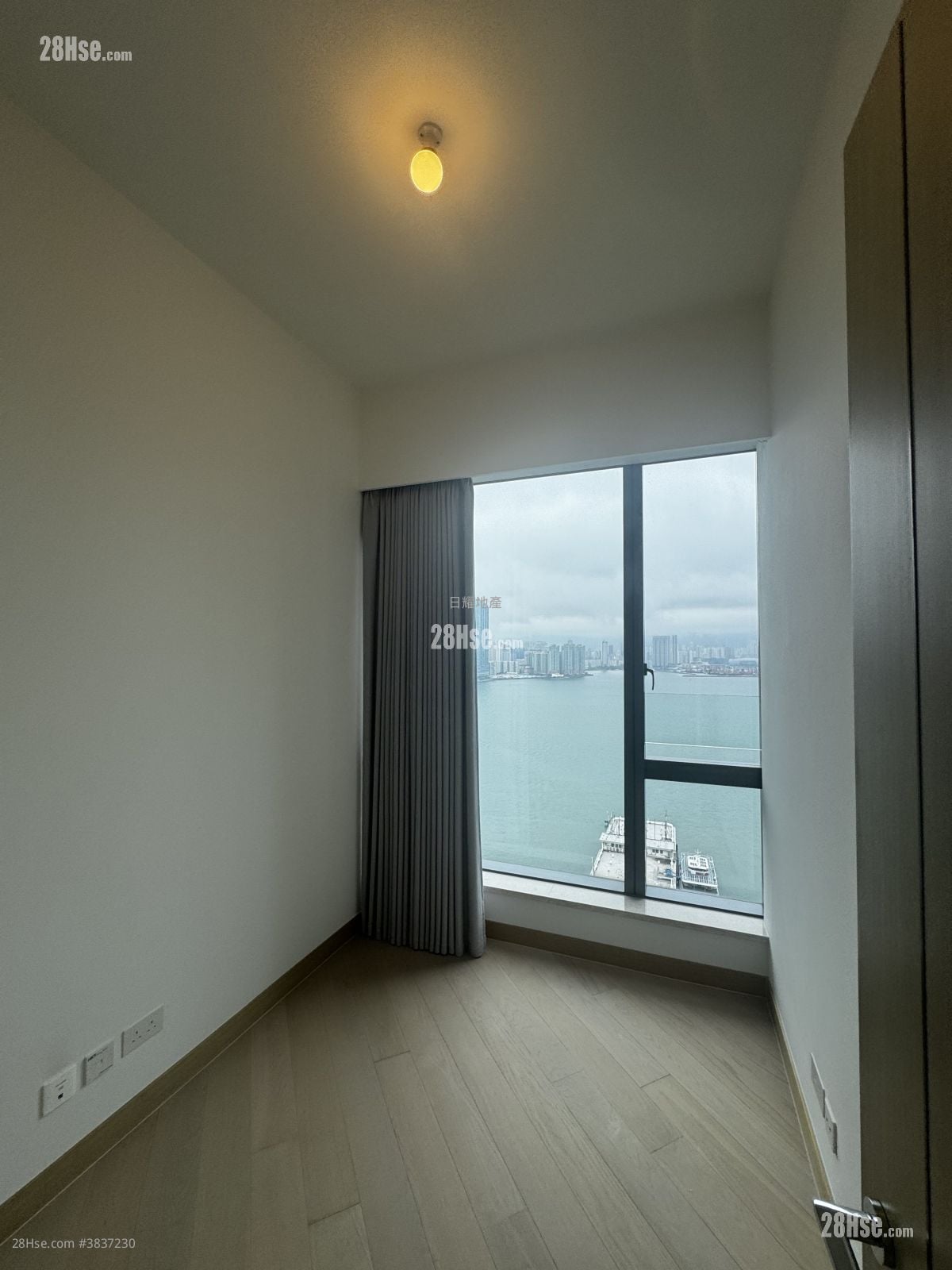 Victoria Harbour Ii Rental 3 Bedrooms , 2 Bathrooms 960 ft²