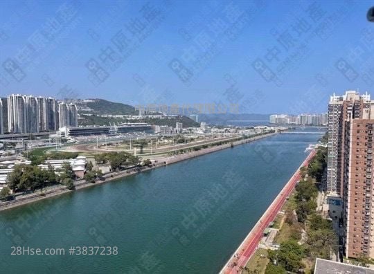 濱景花園 售盤 3 房 , 2 浴室 555 平方呎