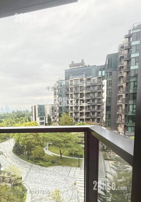 Wetland Seasons Park Rental 3 Bedrooms , 2 Bathrooms 659 ft²