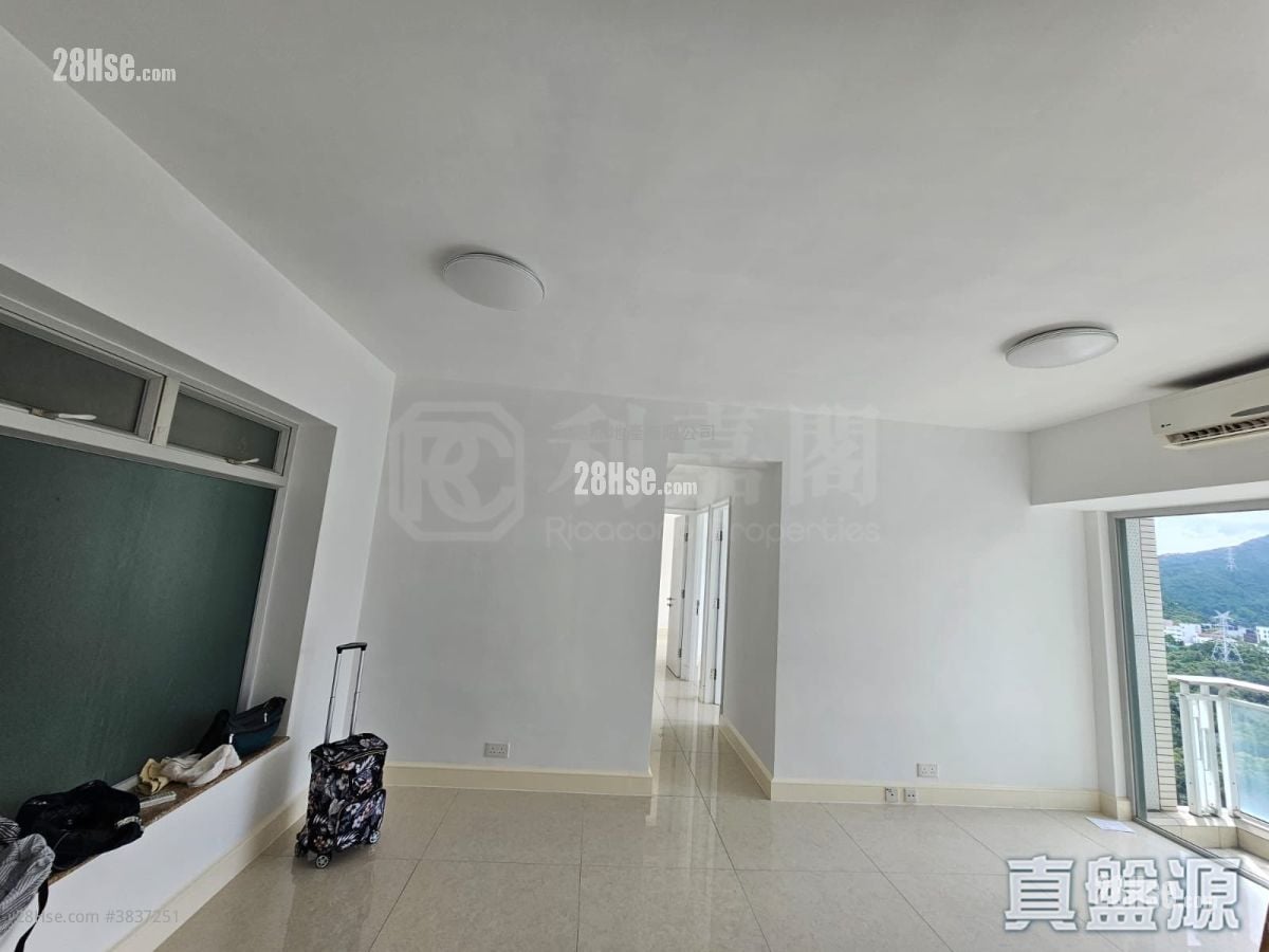 Festival City Sell 3 Bedrooms , 2 Bathrooms 786 ft²