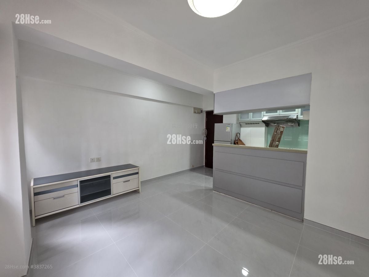 New Knutsford House Rental 2 Bedrooms , 1 Bathroom 447 ft²