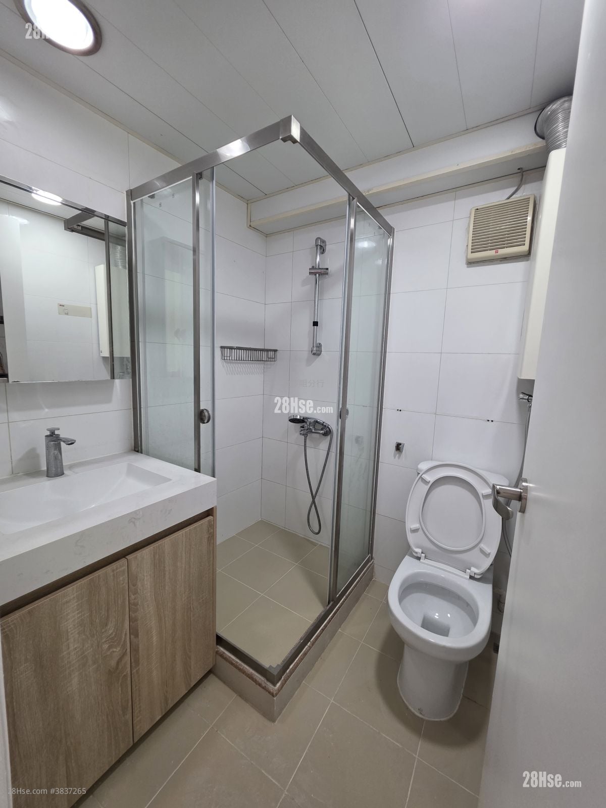 New Knutsford House Rental 2 Bedrooms , 1 Bathroom 447 ft²